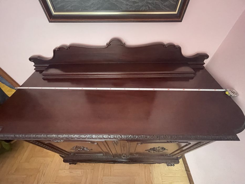 Komoda , bielizniarka z drzewa.