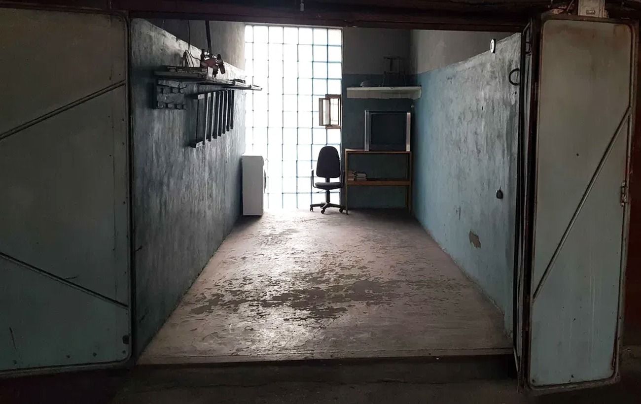 Гаражний бокс Челябінська 2 (Куліша 2), 5й пов, 18м, продам