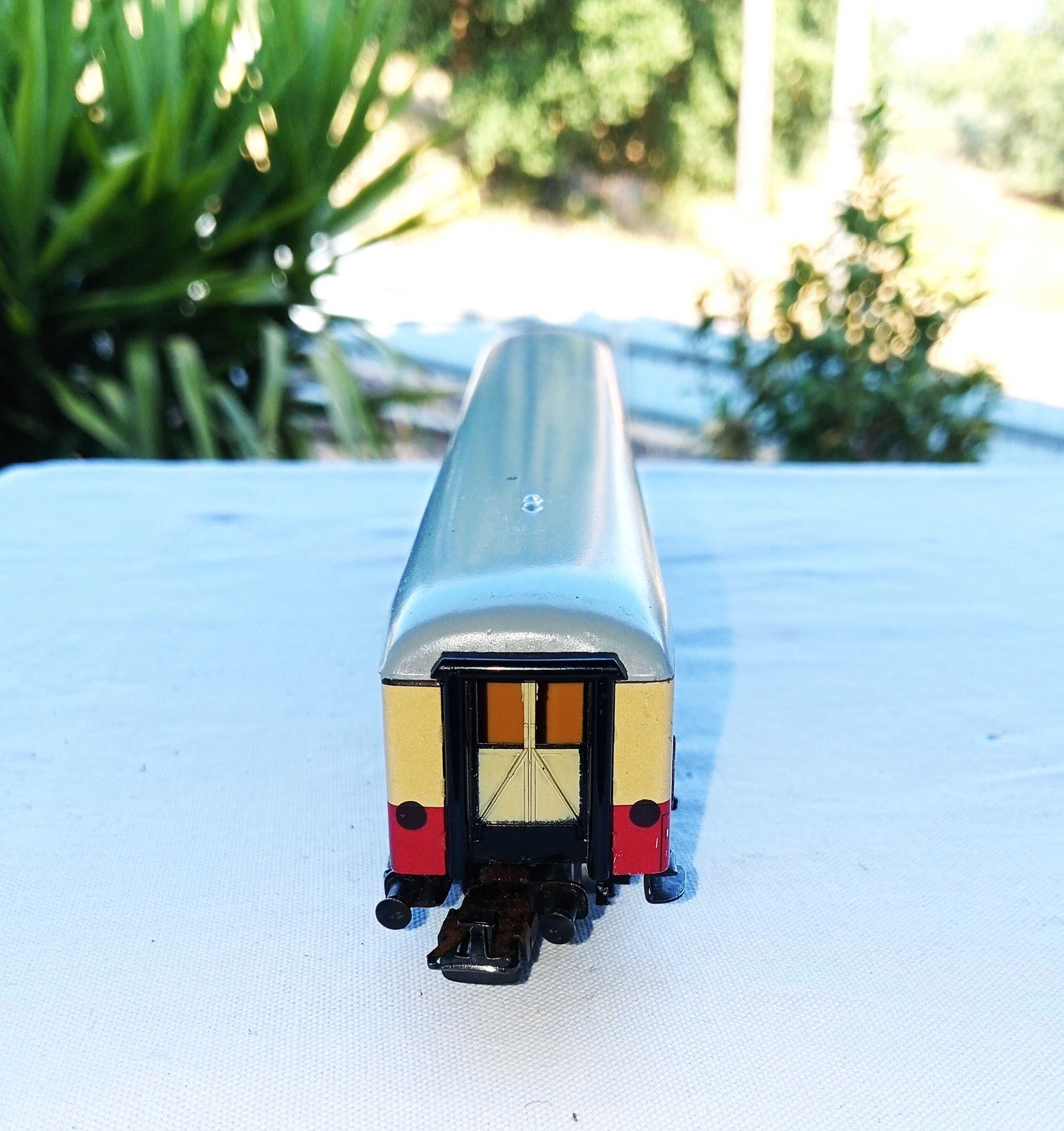 MARKLIN 4059, 1ª classe, com iluminação