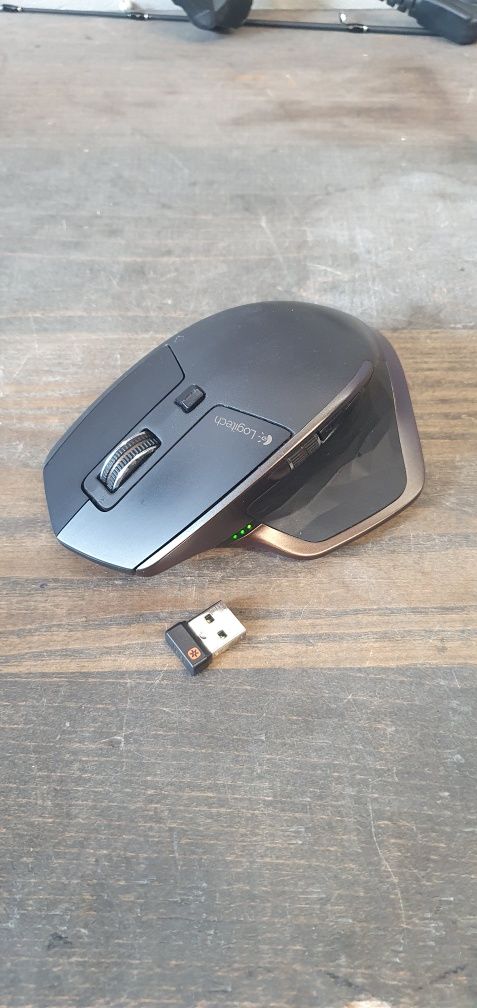 Myszka Logitech MX Master 2S + odbiornik 100% sprawna BT bluetooth