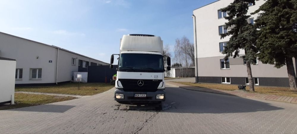 Mercedes Axor 1824 kontener 19 palet winda mozliwa zamiana na busa