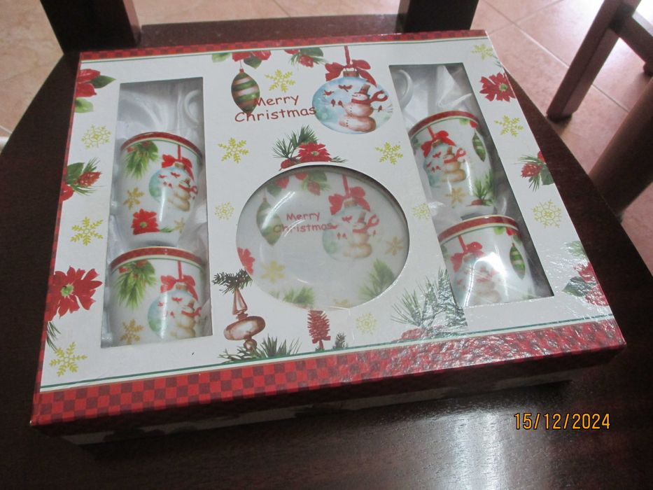 Conjunto de 6 chávenas de café alusivas ao Natal