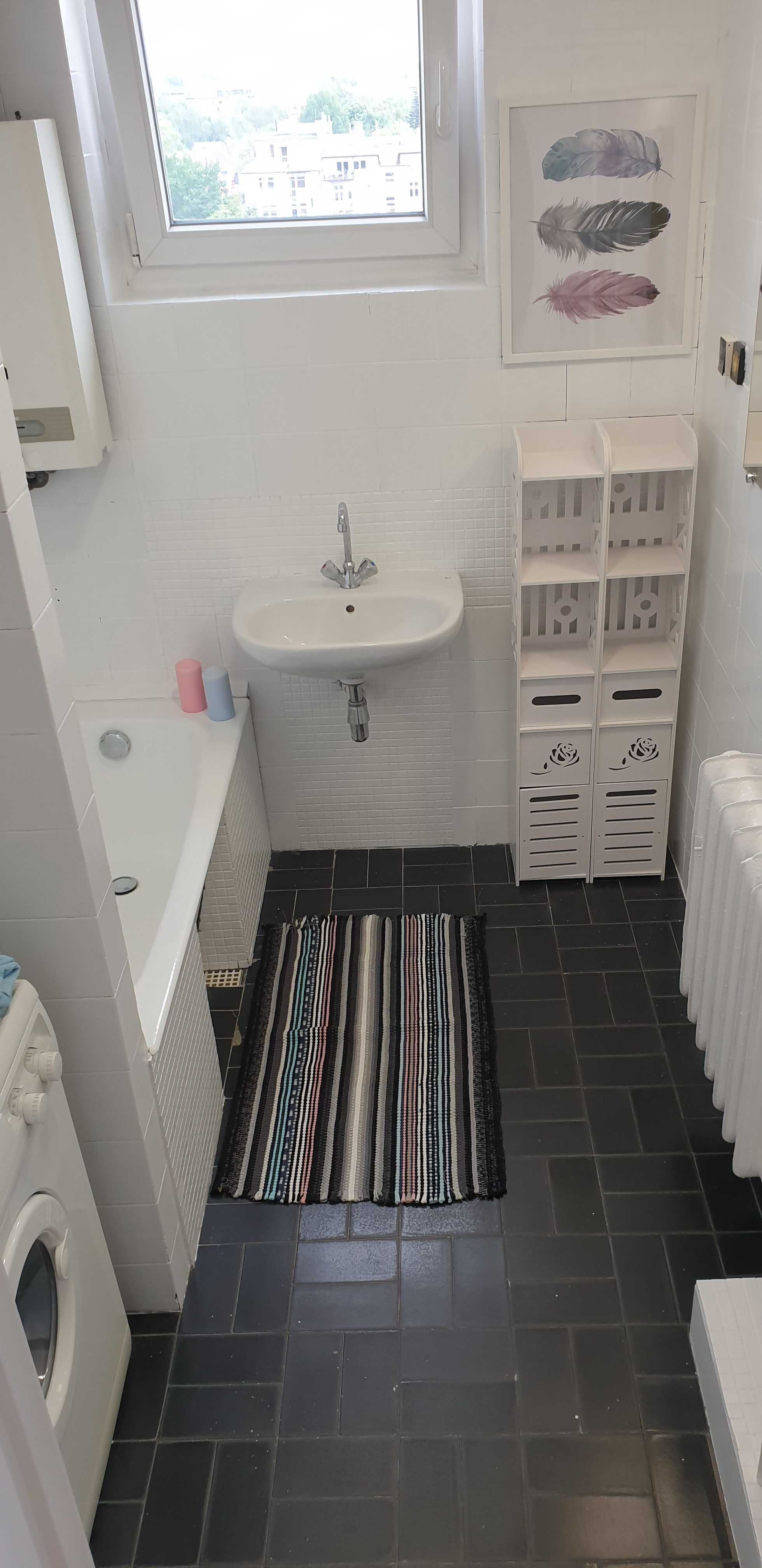 Pokój jednoosobowy przy Kazimierza Wielkiego/Zbrojów. Dwa wolne pokoje