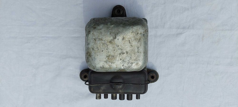 Regulator prądnicy 24V od transportera SKOT