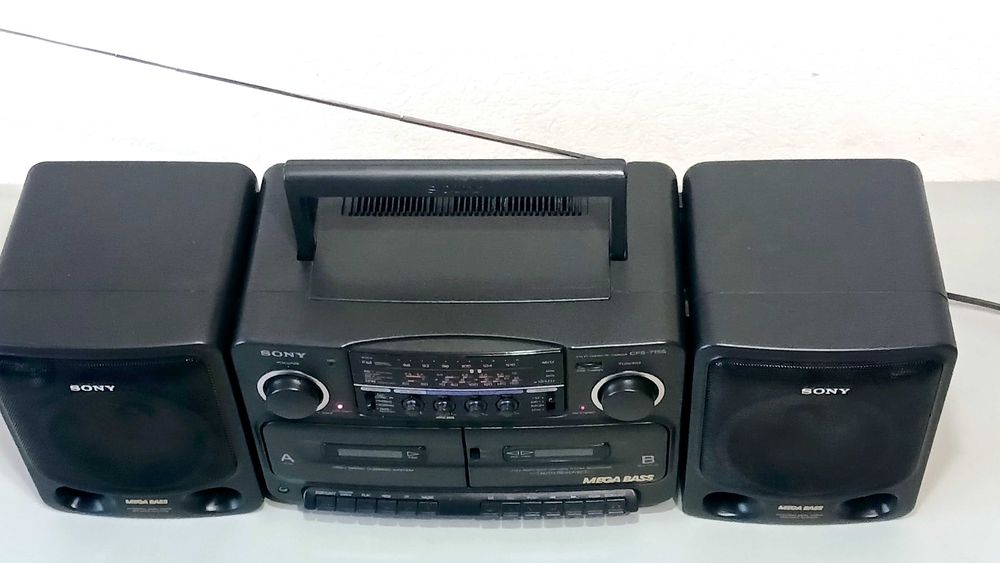 Sony  CFS-715 BoomBox магнитофон 90-х Бумбокс
