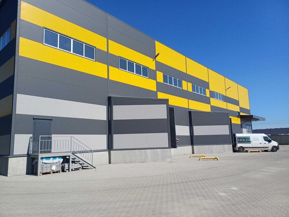 Суборенда классу А — площа від 500 до 1500 м²