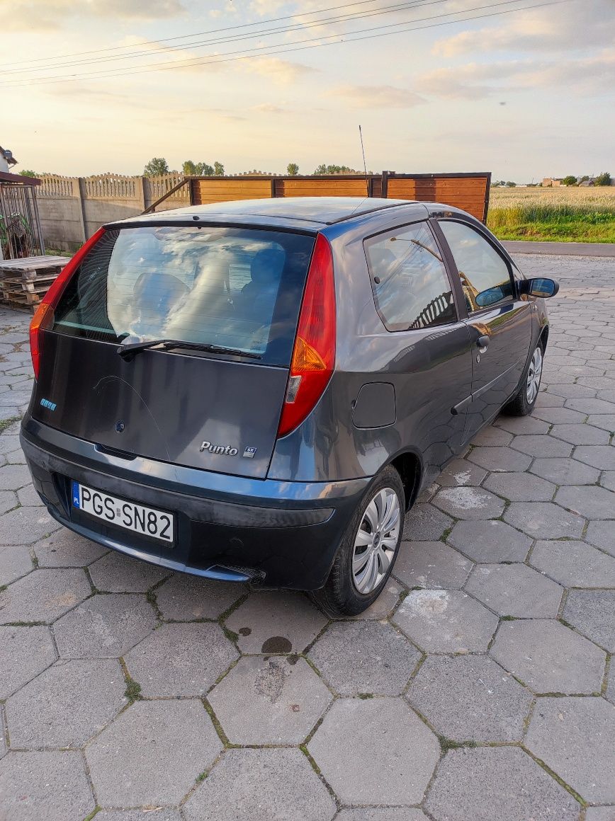 Fiat Punto II 1.2  do remontu silnik  lub na części