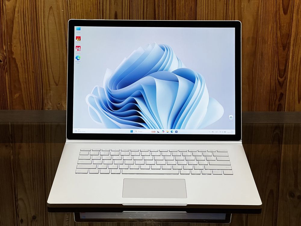 Microsoft Surface 3, GTX1660ti, 4K, Touchscreen, Transformer