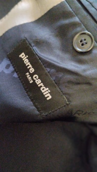 Granatowy garnitur Pierre Cardin