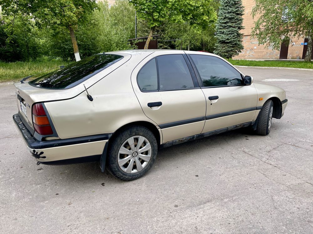 Nissan Primera P10 1993 1.6 газ/бензин