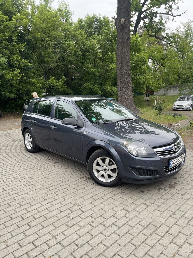 Продам авто Opel Astra H