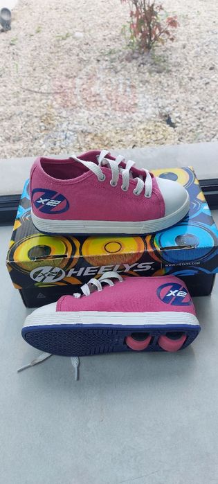 Tenis com rodinhas Heelys x2