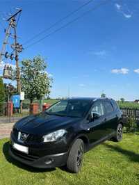 Nissan Qashqai+2l SUV 2010