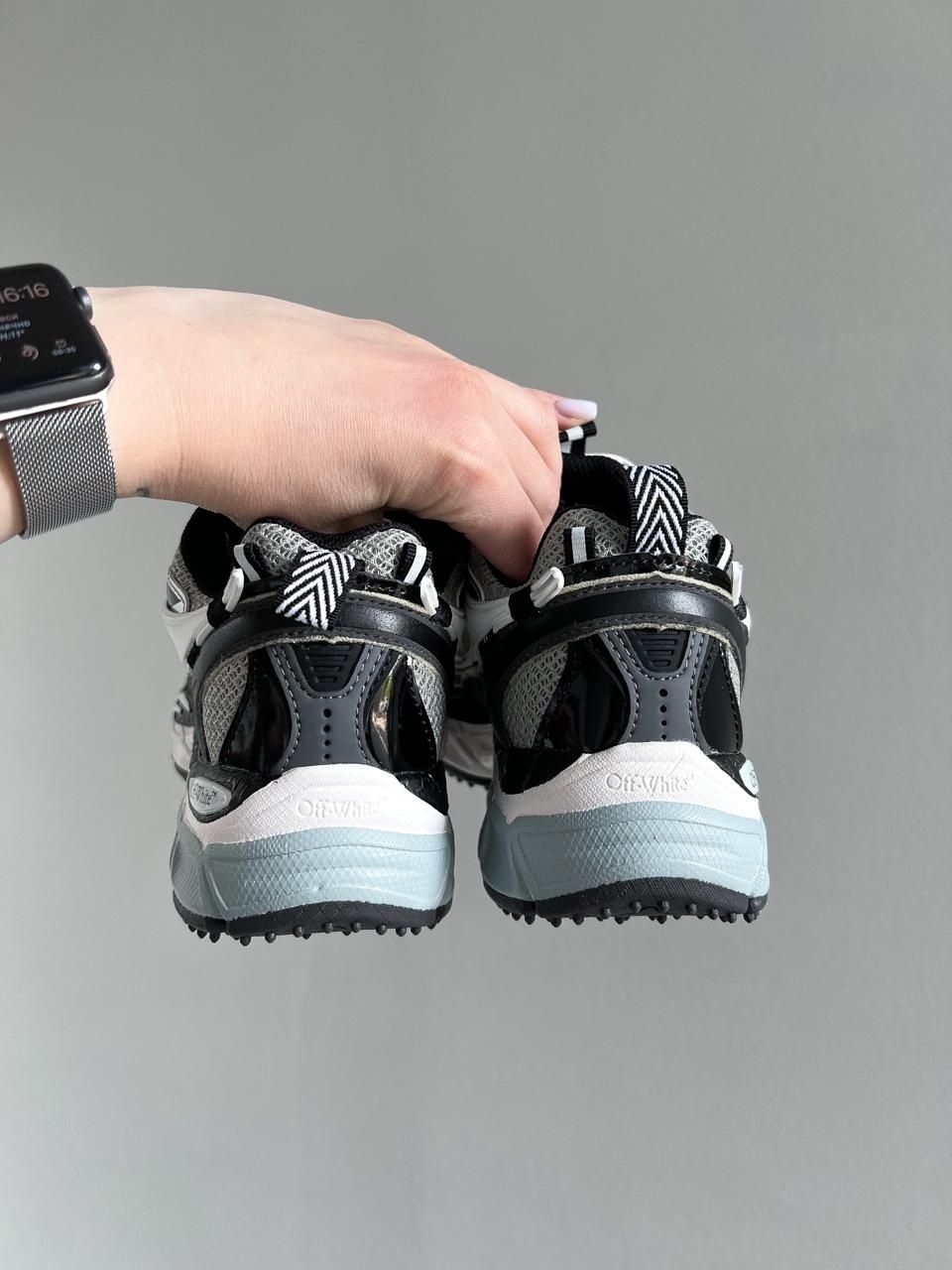2 кольори OFF-WHITE Be Right Back