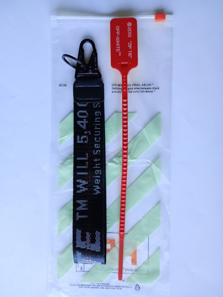 Brelok Off-White