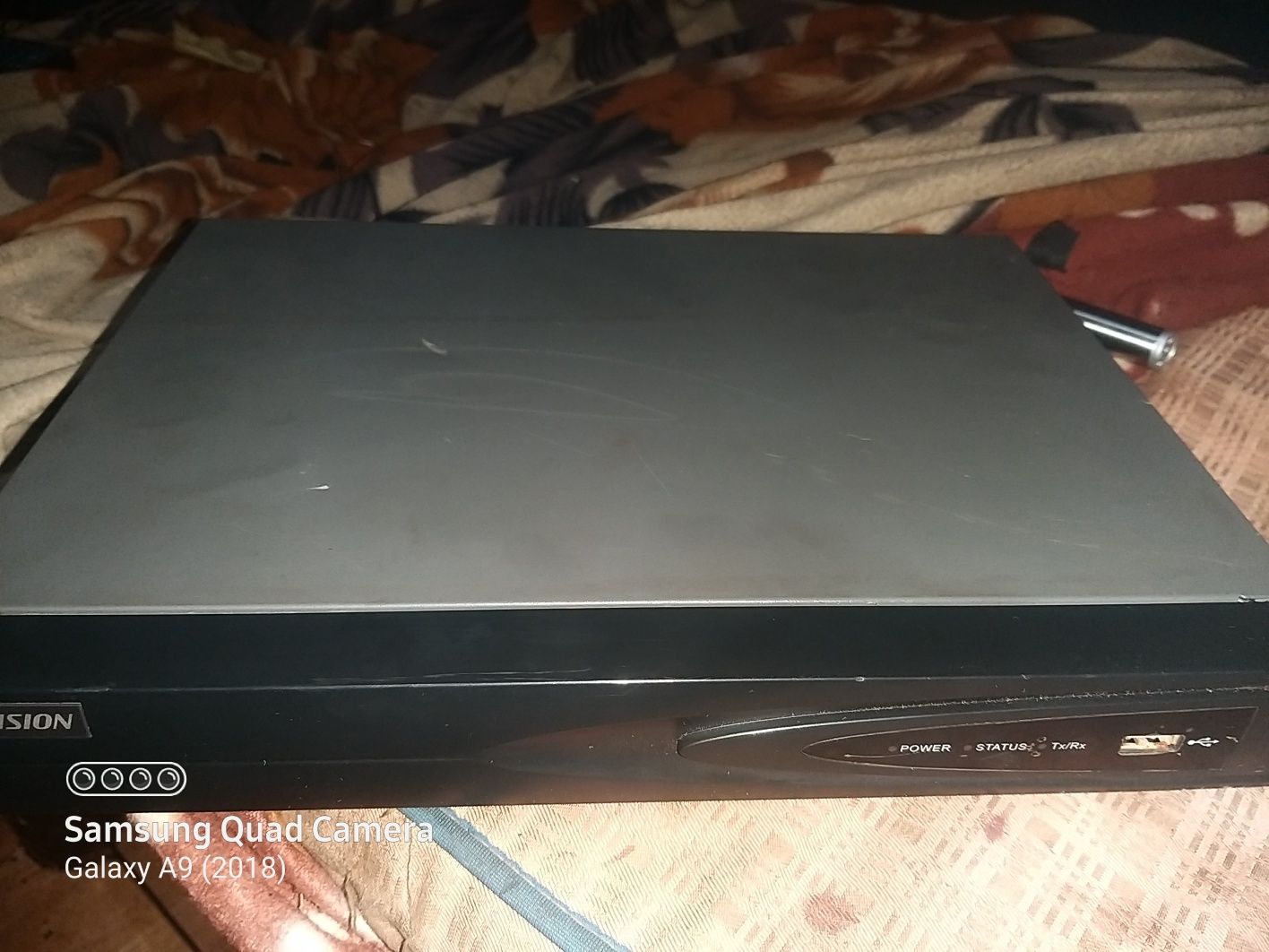 Продам  відеореєстратор HIKVISION DS-7608HI