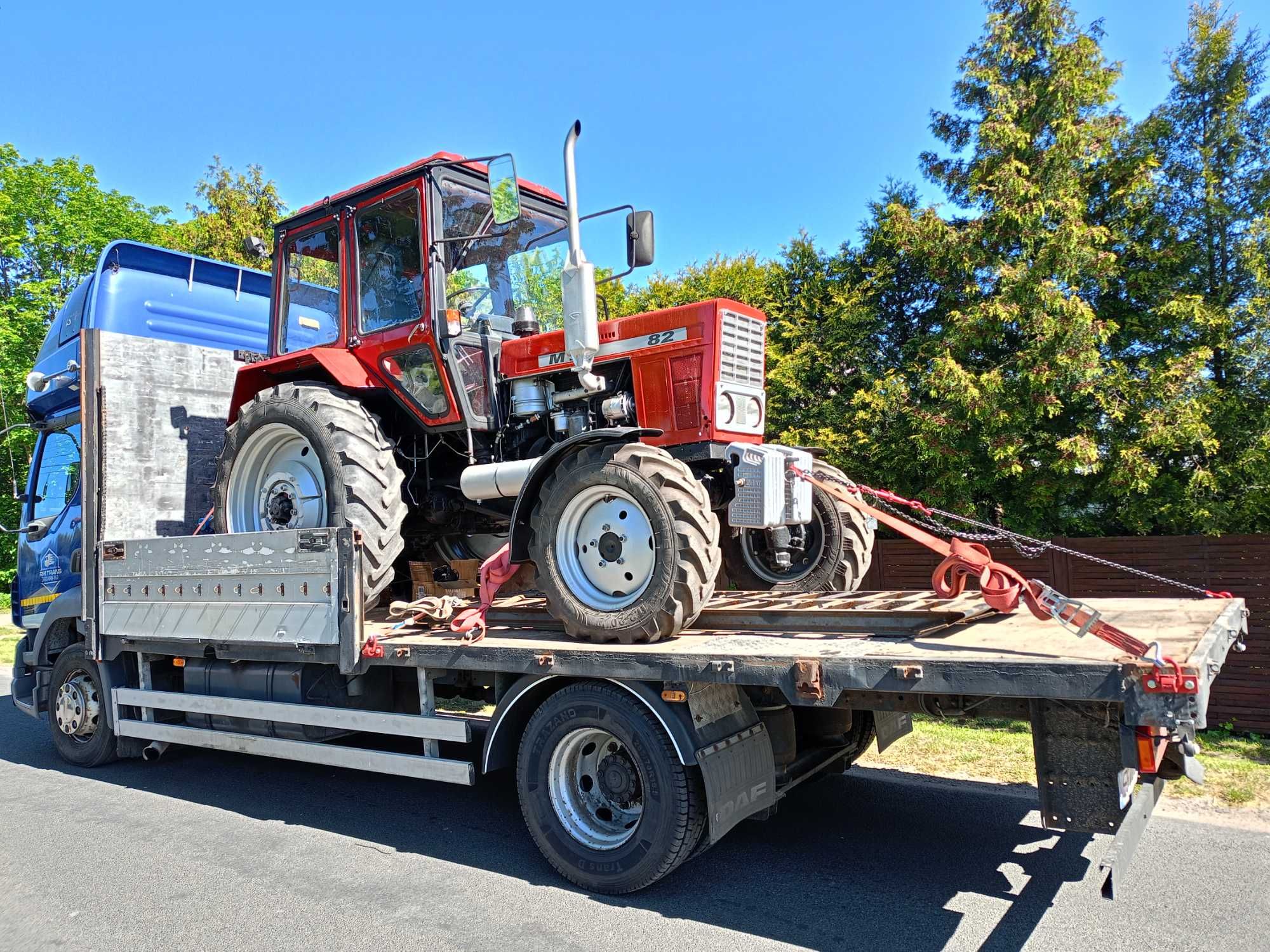 Transport maszyn rol pomoc drogowa usługi transportowe laweta do 8 ton