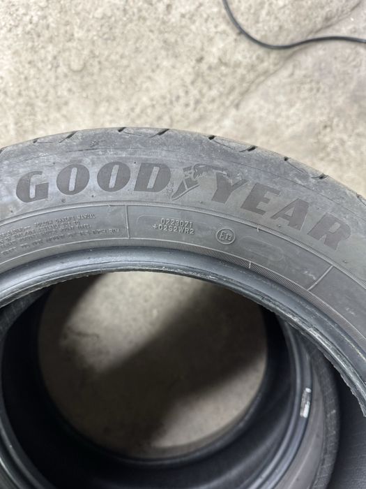 Резина  Шины 2 шт Лето 205/55 r16 GoodYear