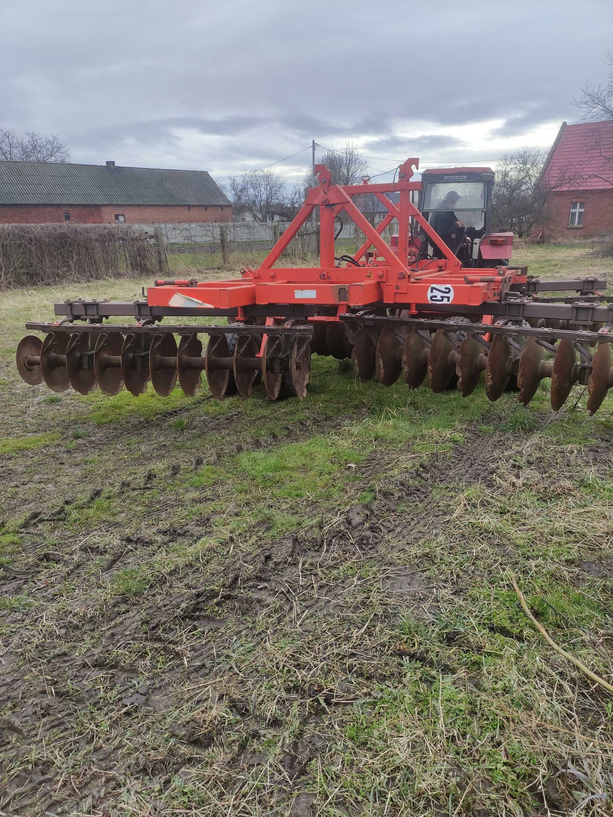 Brona talerzowa RAZOL  4,60 m   w idealnym stanie !!!
