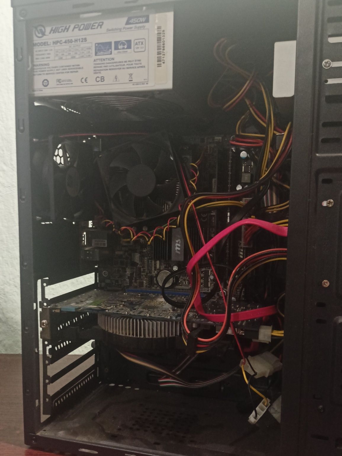 Комп'ютер Core 2 Quad Q9300/ 6GB / GTX 550TI, SSD + HDD