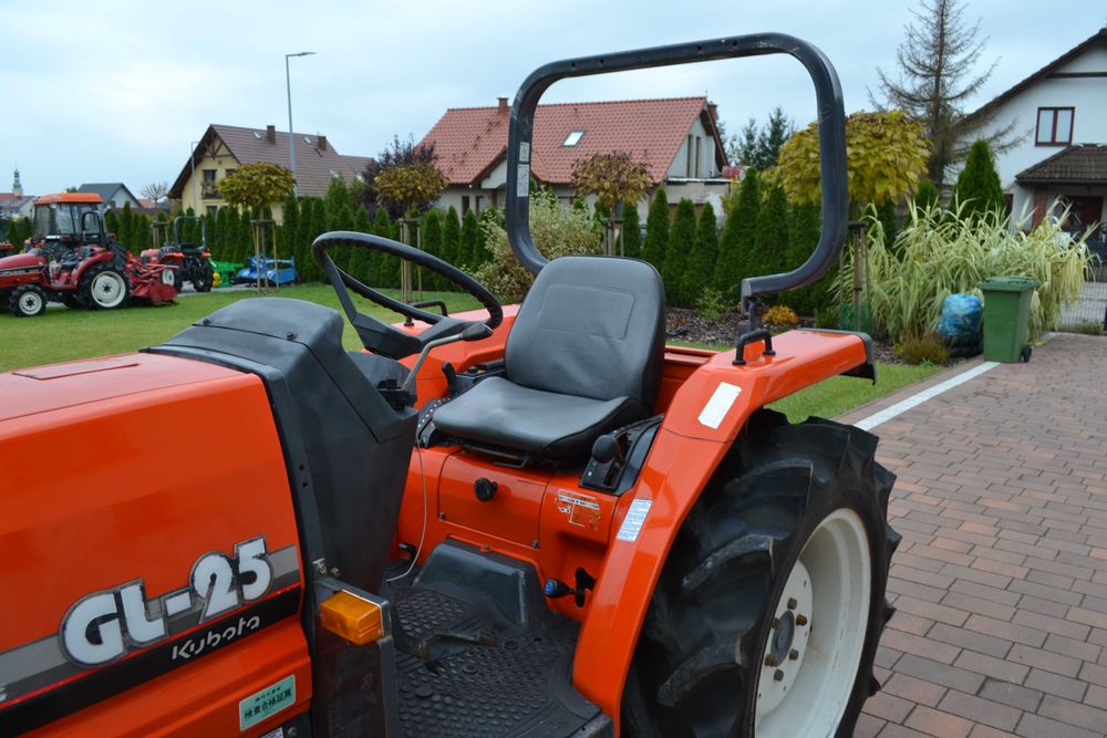 Traktorek japoński mini traktor Yanmar Kubota M japonski
