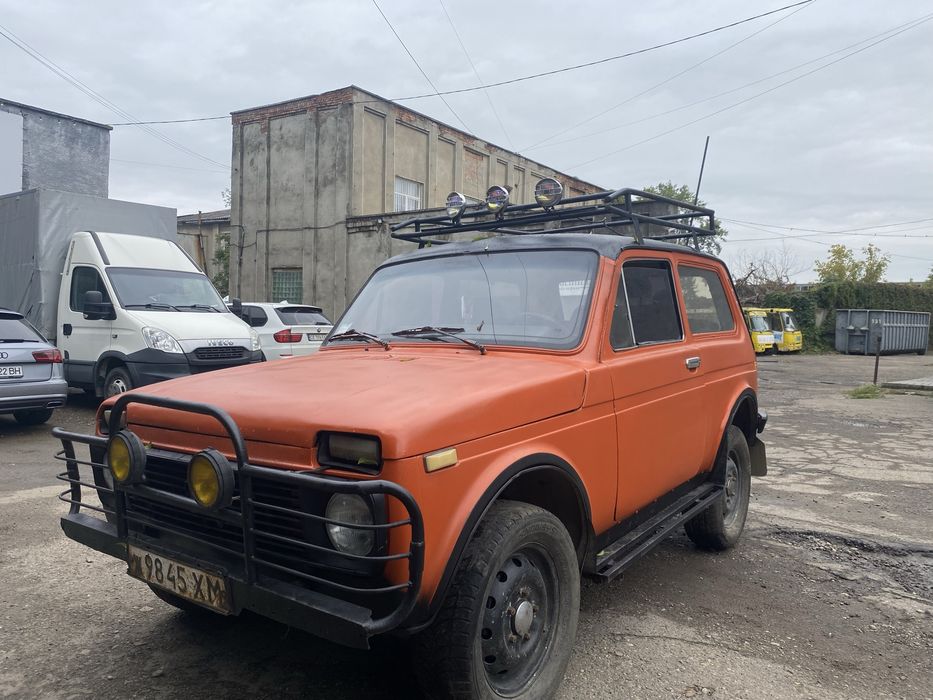 Нива 2121 в хорошому стані