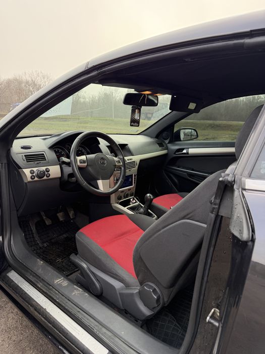 Opel Astra 1.8 бензин Кабриолет