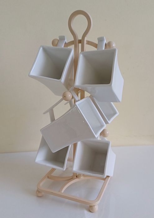 Stojak żeliwny vintage na kubki