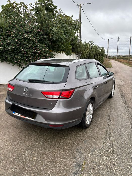 Seat Leon 1.6 TDI Style - revisoes na marca