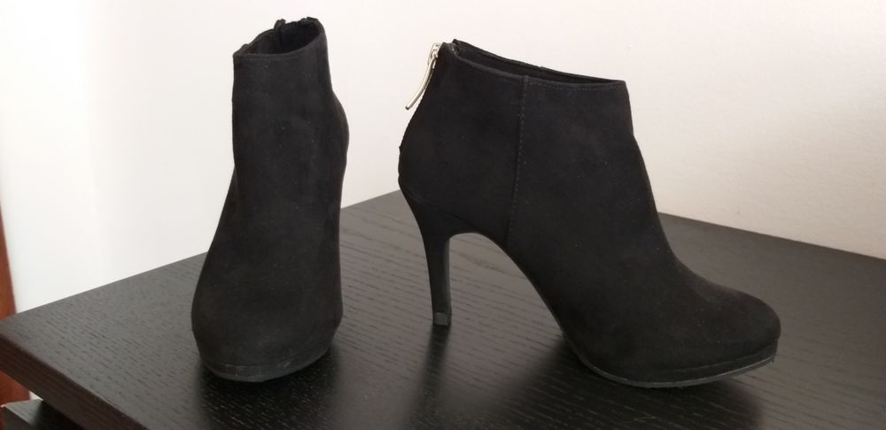 Botins Zara e Pull&Bear