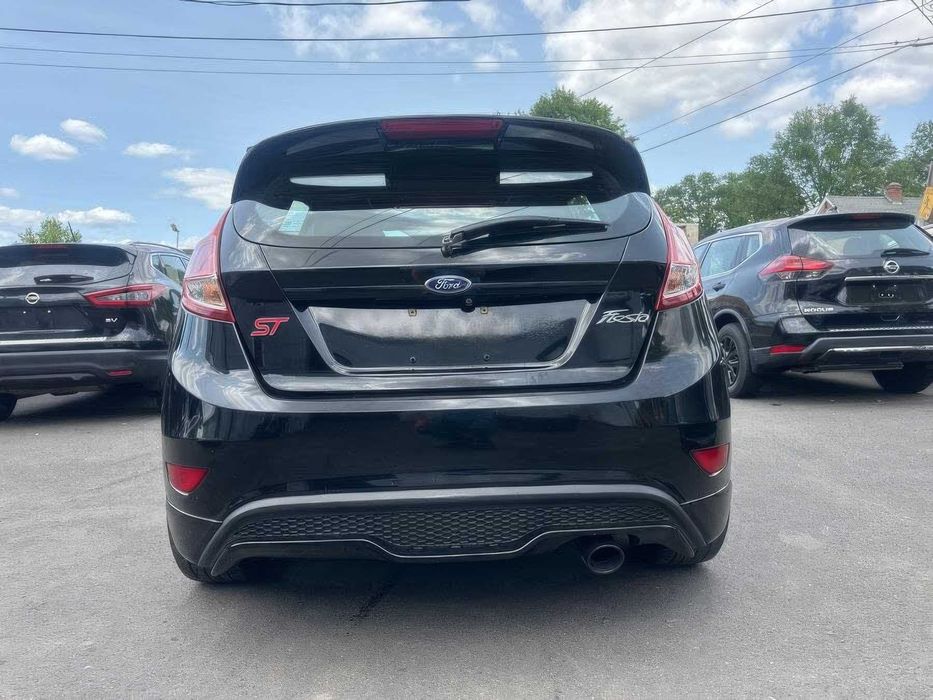 Ford Fiesta ST      2019