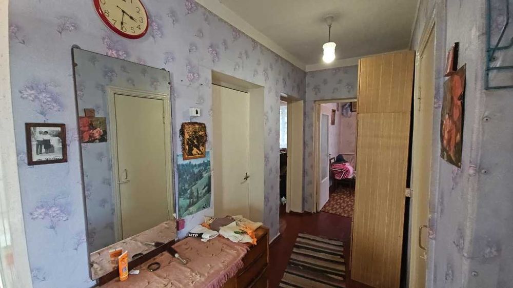 Капітальний цегляний будинок поруч з центром м. Баришівка Є ВІДЕООГЛЯД