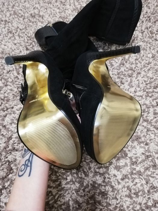 Ботфорты, сапоги на шпильке