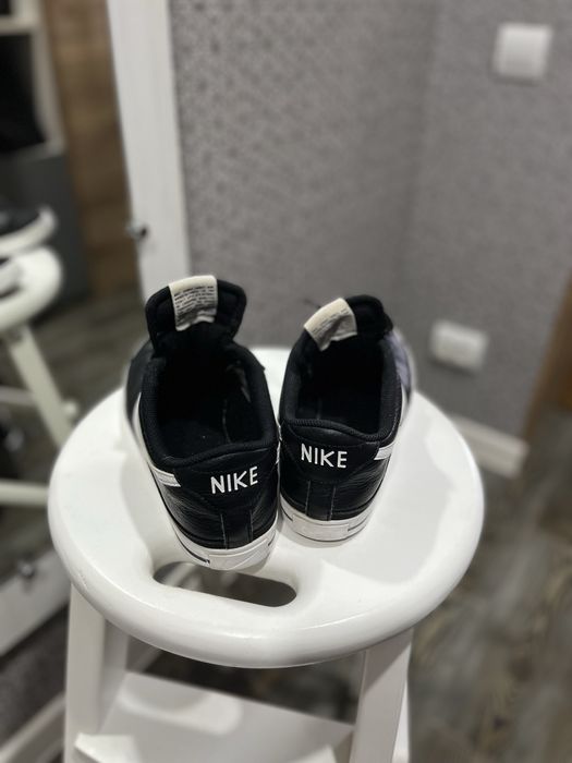 Кроссовки Nike Court Legacy