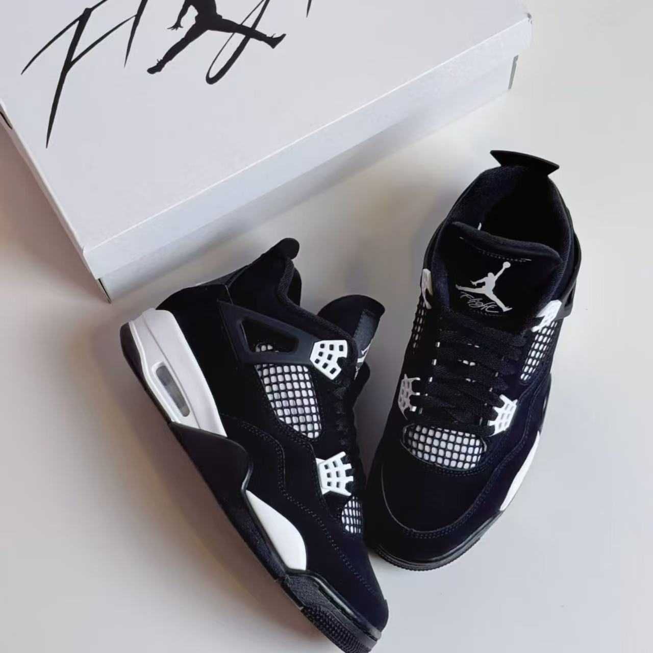 Jordan Air Jordan 4 Retro White Thunder R.41