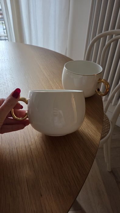 Kubki home and you ze złotym uchwytem duze