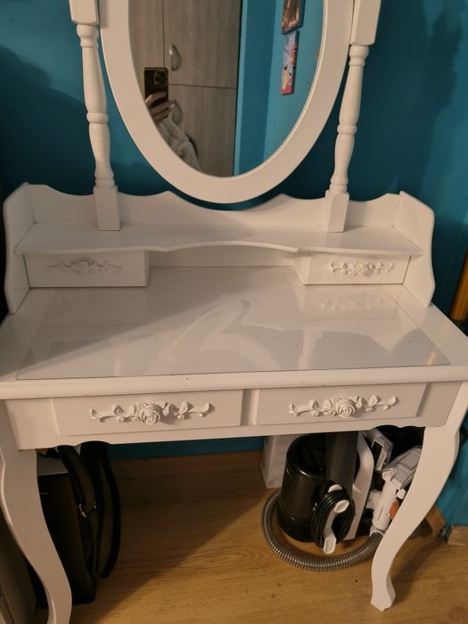 Sprzedam używana toaletkę