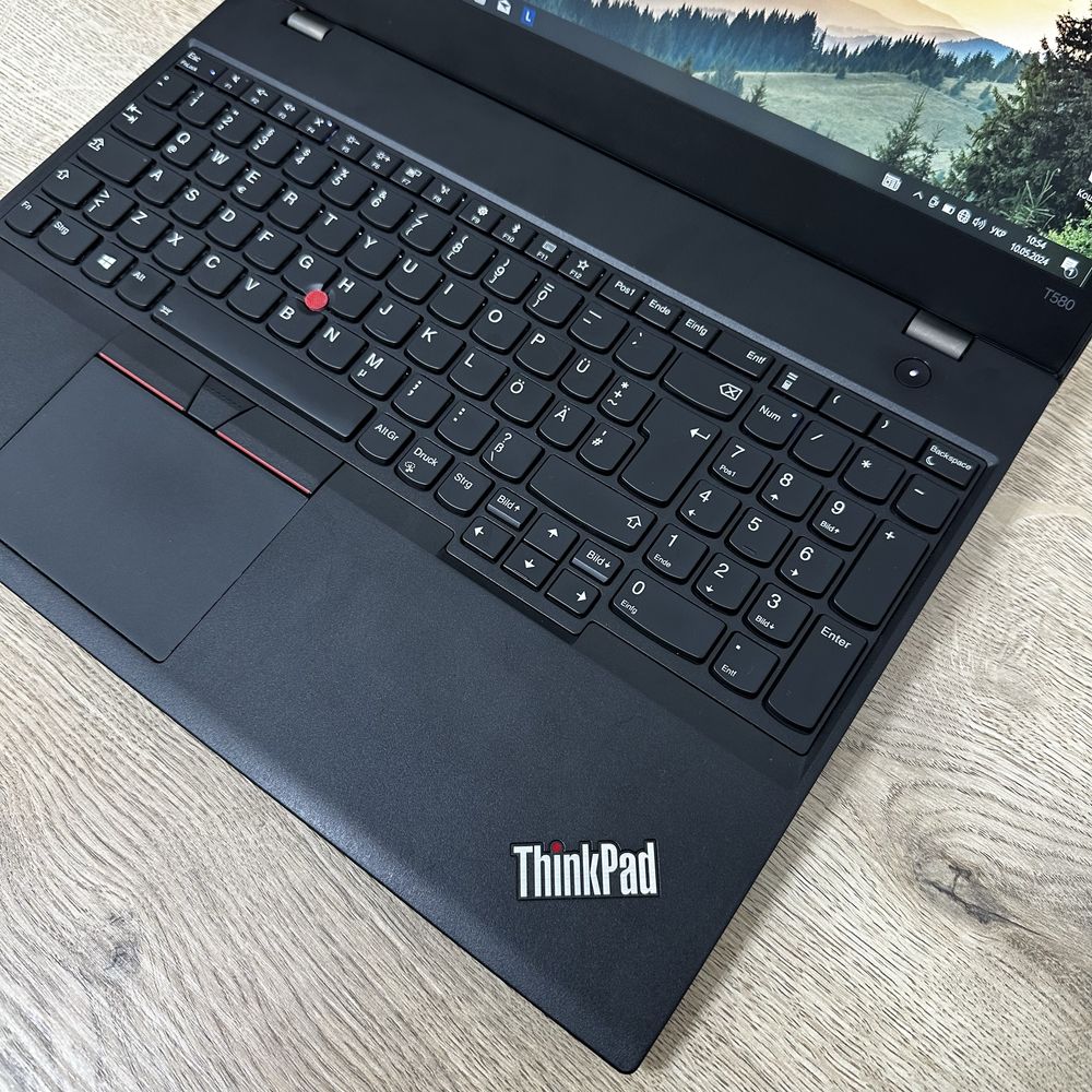 Ноутбук Lenovo ThinkPad T580 i5-7200u/8Gb/256SSD. FHD-IPS