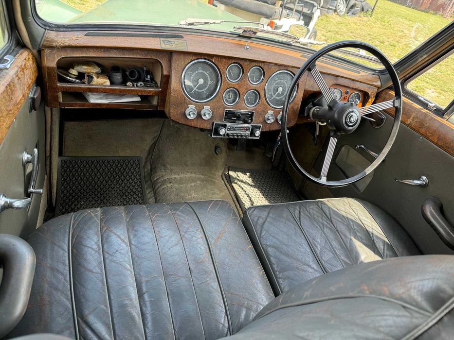 Daimler Conquest Zabytek 1956 RHD Jaguar DB18 Consort