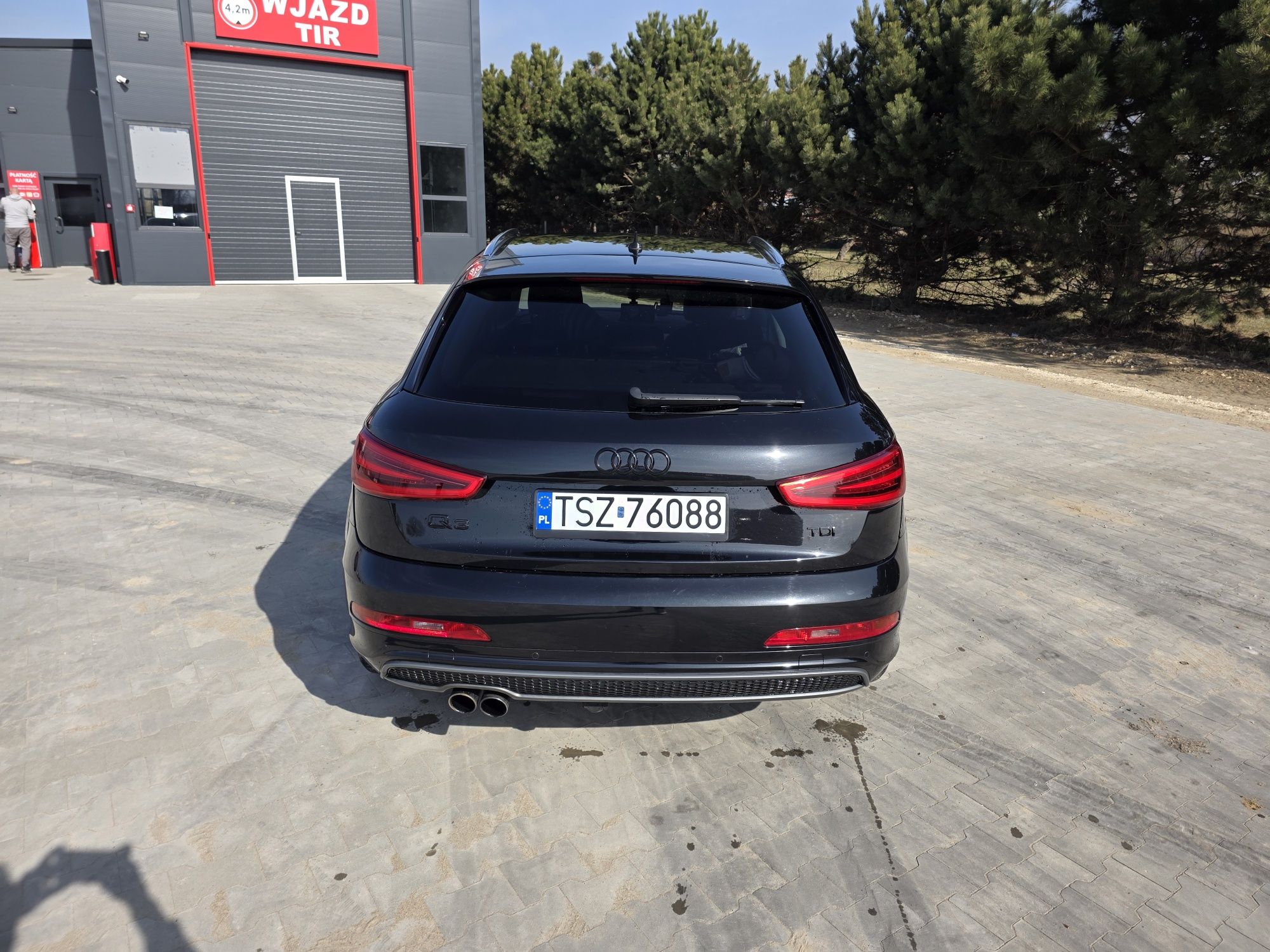 Audi Q3  S Line Shadow Line LED Skóry