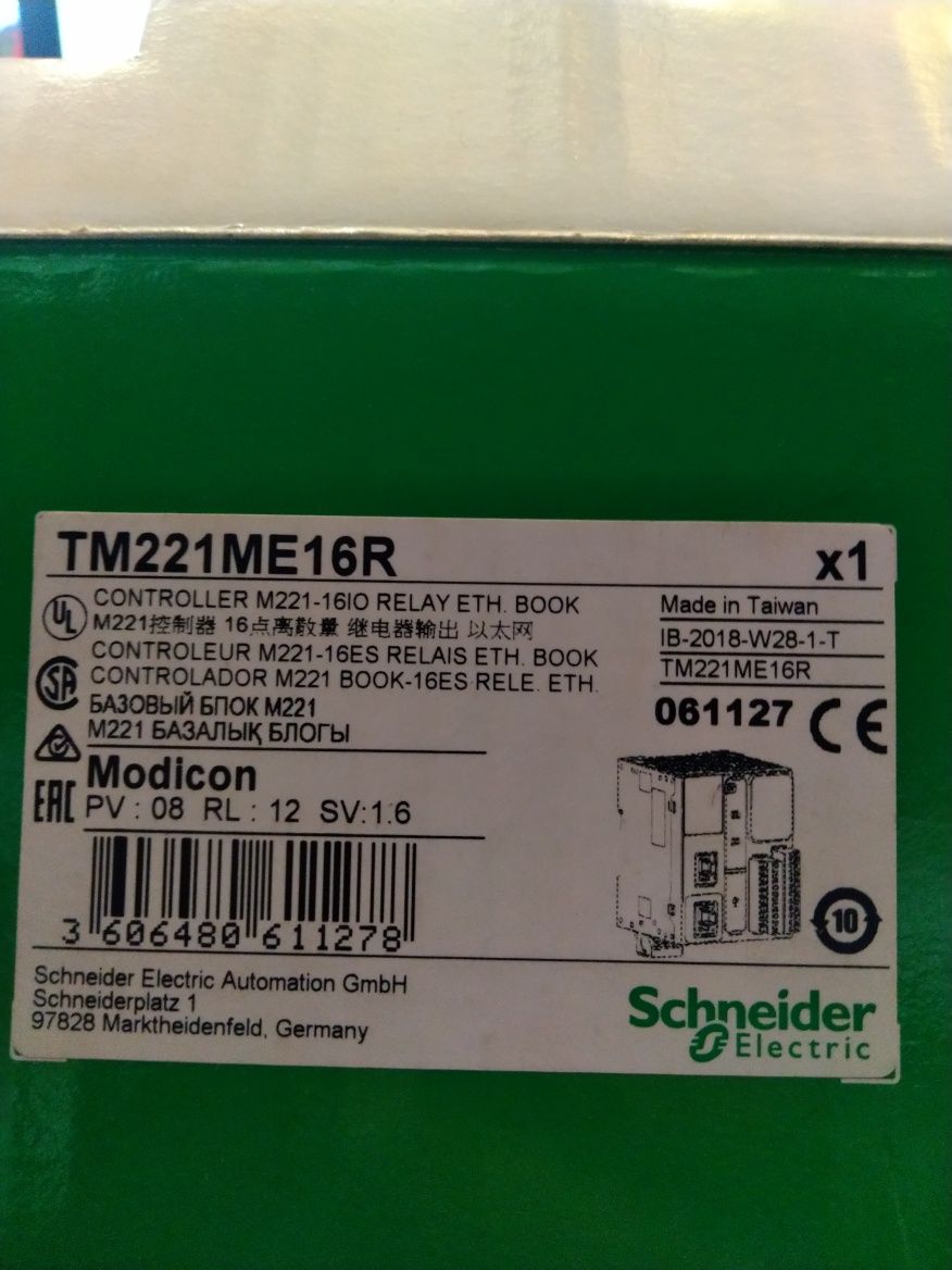Контроллер Schneider ТМ221МЕ16R