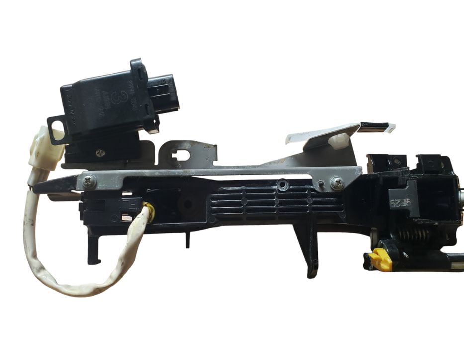 Ручка двери передняя левая бесключевой доступ (ПРАВЫЙ РУЛЬ) разборка