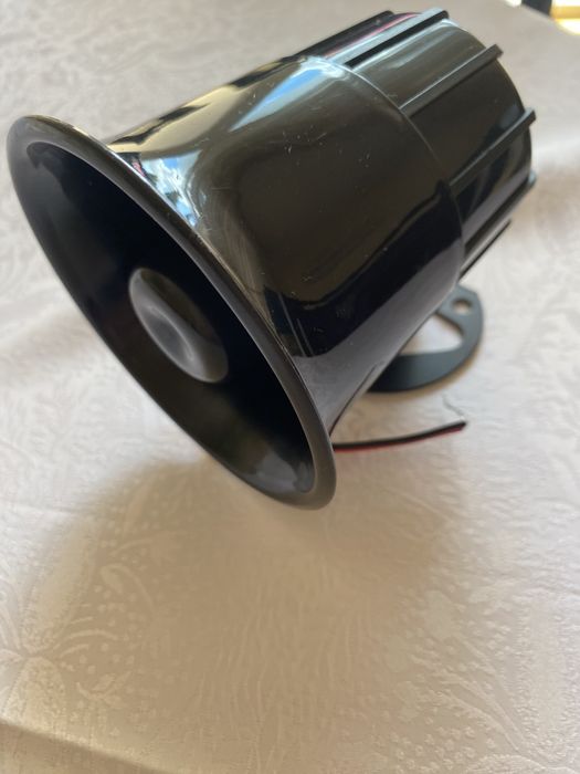 Syrena alarmowa 12 V20 W 6 tonów