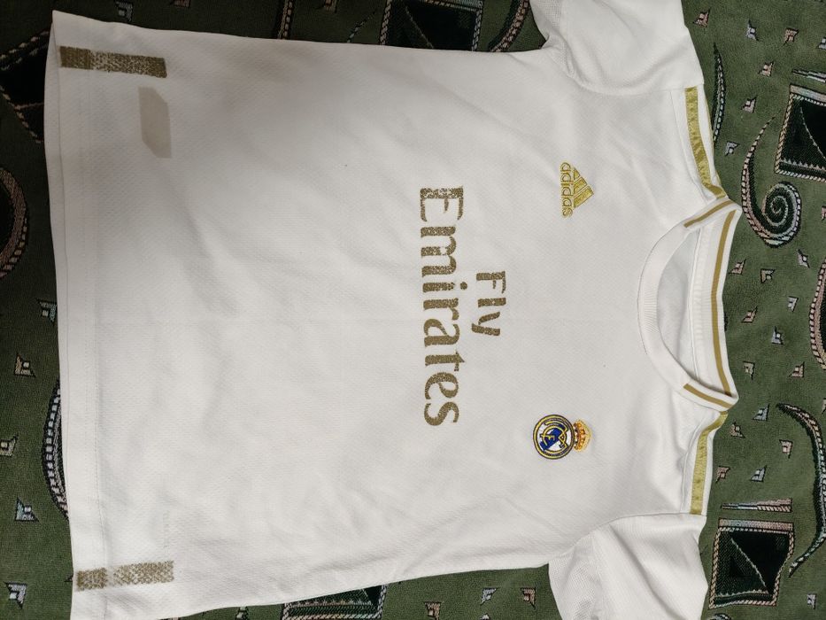 Віддам речі на футбол для хлопчики