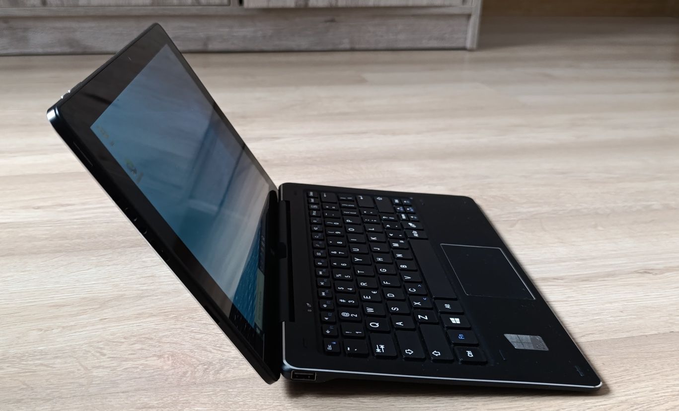 Laptop / Tablet dotykowy TrekStor SurfTab Duo W2