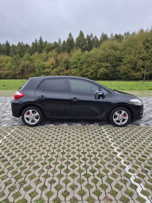 Toyota Auris 1.6 Benzyna
