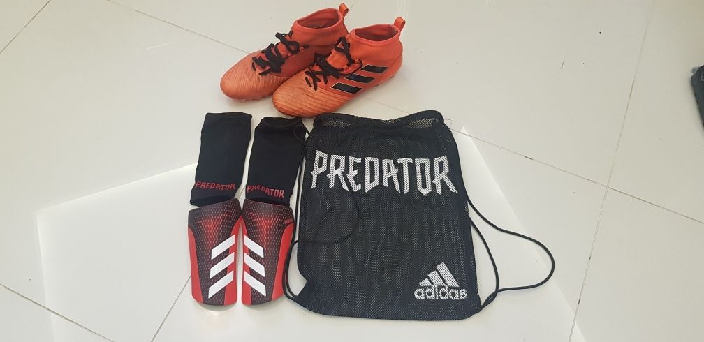 Бутси/щитки Adidas Predator, 42р