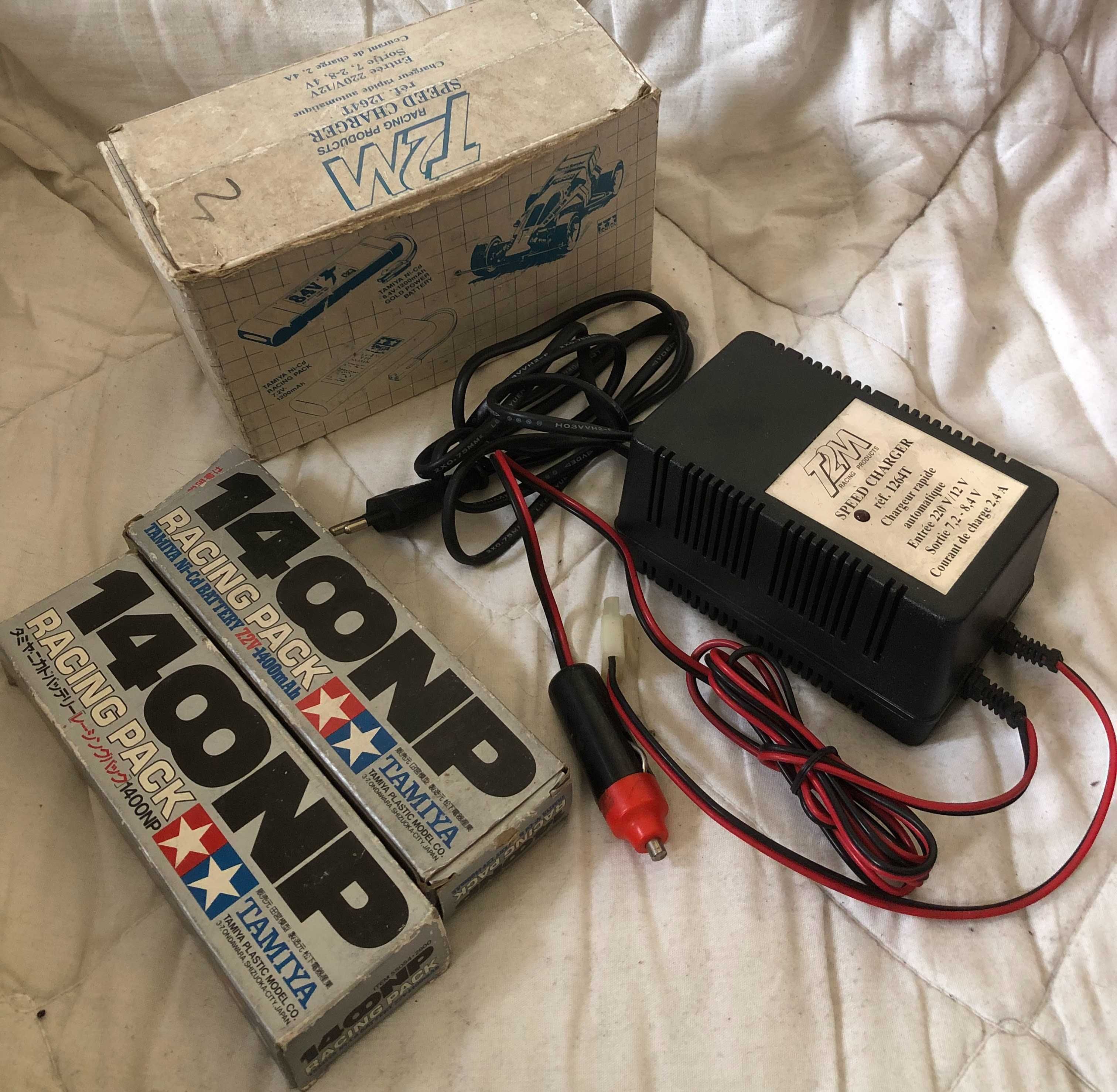 Carregador  e TAMIYA 1400NP RC bateria
