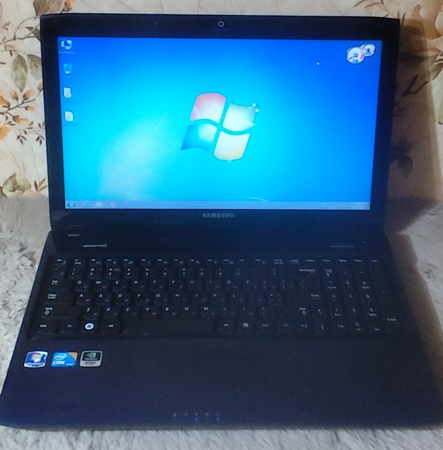 Ноутбук Samsung R590 Intel Core i3/ ram 6гб/ SSD 128gb/ акб 2 часа