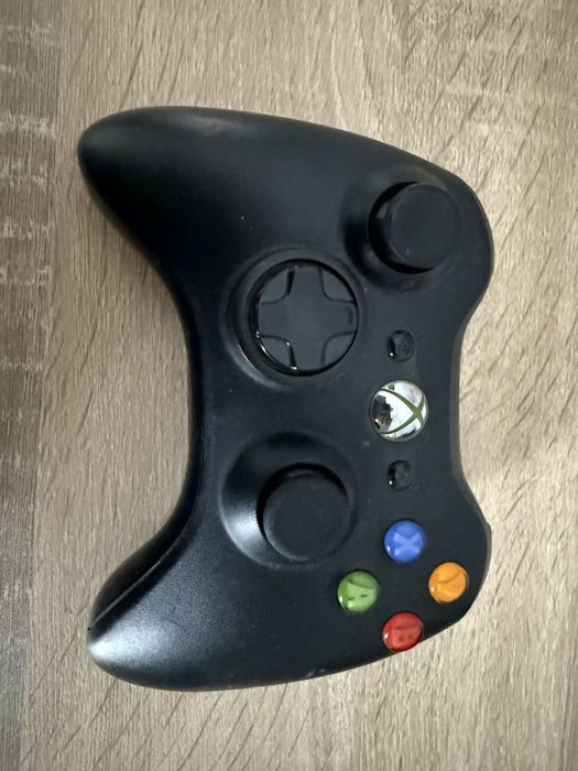Продам консоль Xbox 360